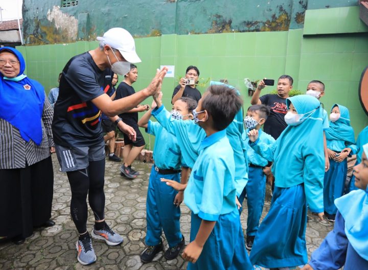 Ganjar Pranowo SLB