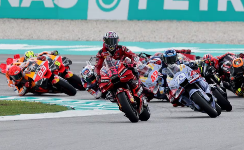 MotoGP - Grand Prix Malaysia - Sirkuit Internasional Sepang, Sepang, Malaysia - 12 November 2023 Enea Bastianini dari Tim Ducati Lenovo beraksi REUTERS/Hasnoor Hussain Memperoleh Hak Lisensi