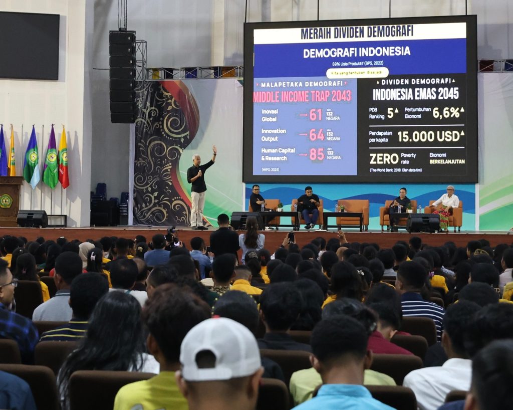 Ganjar Universitas Nusa Cendana