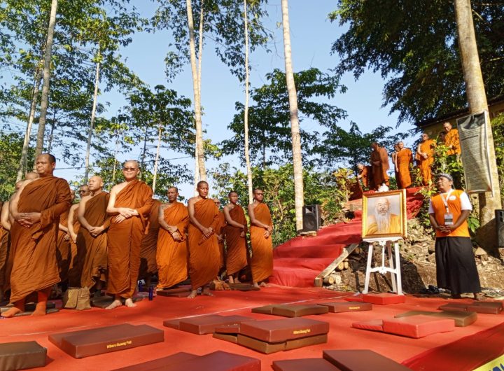 Bhikkhu Thudong