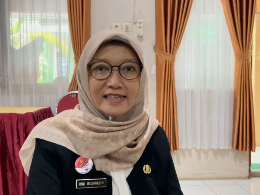 Rini Rusmiasih 